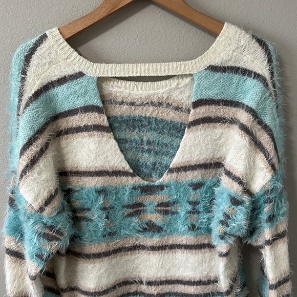 Xhilaration XXL Fuzzy Crewneck Striped Sweater Turquoise/Cream/Gray - Picture 12 of 16